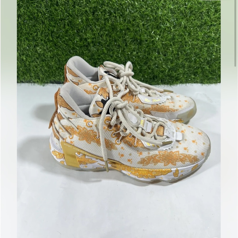 Size 7- adidas Dame 7 Ric Flair 2020